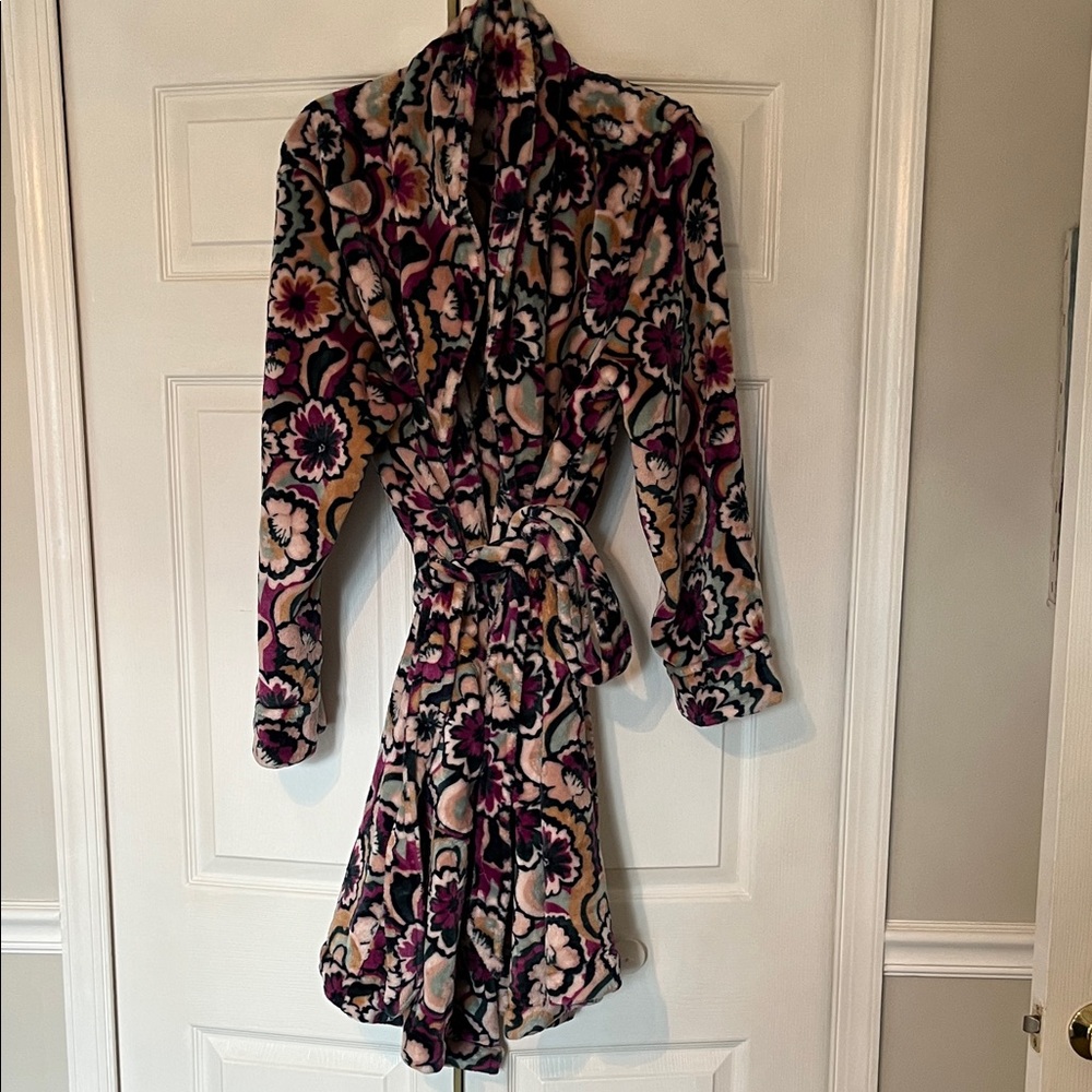 Vera Bradley Floral Plush Robe with slippers